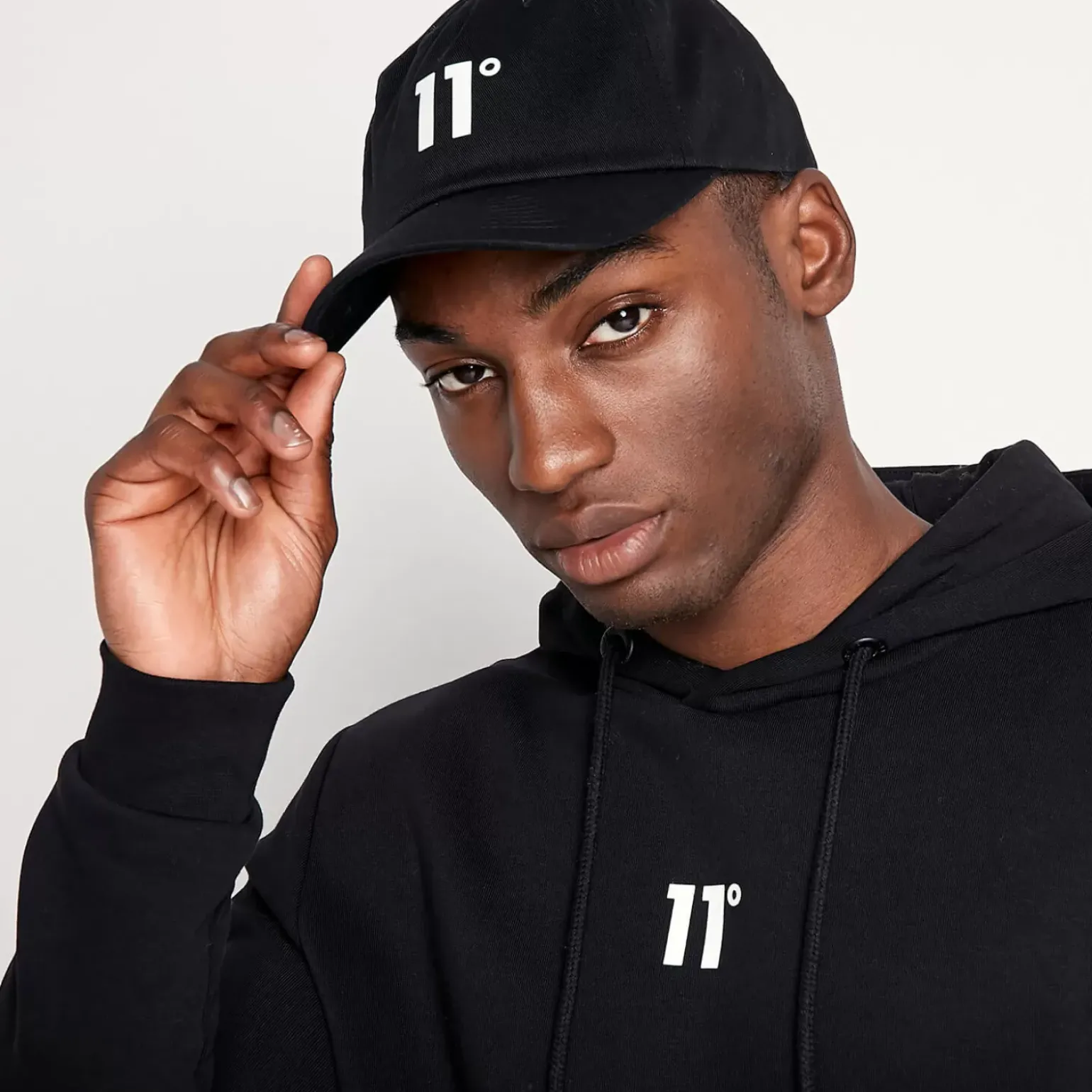 11 Degrees Baseball Logo Cap – Black/White