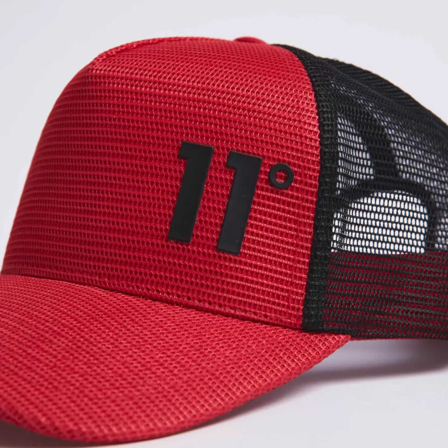 11 Degrees Closed Mesh Trucker Cap – Ski Patrol Red