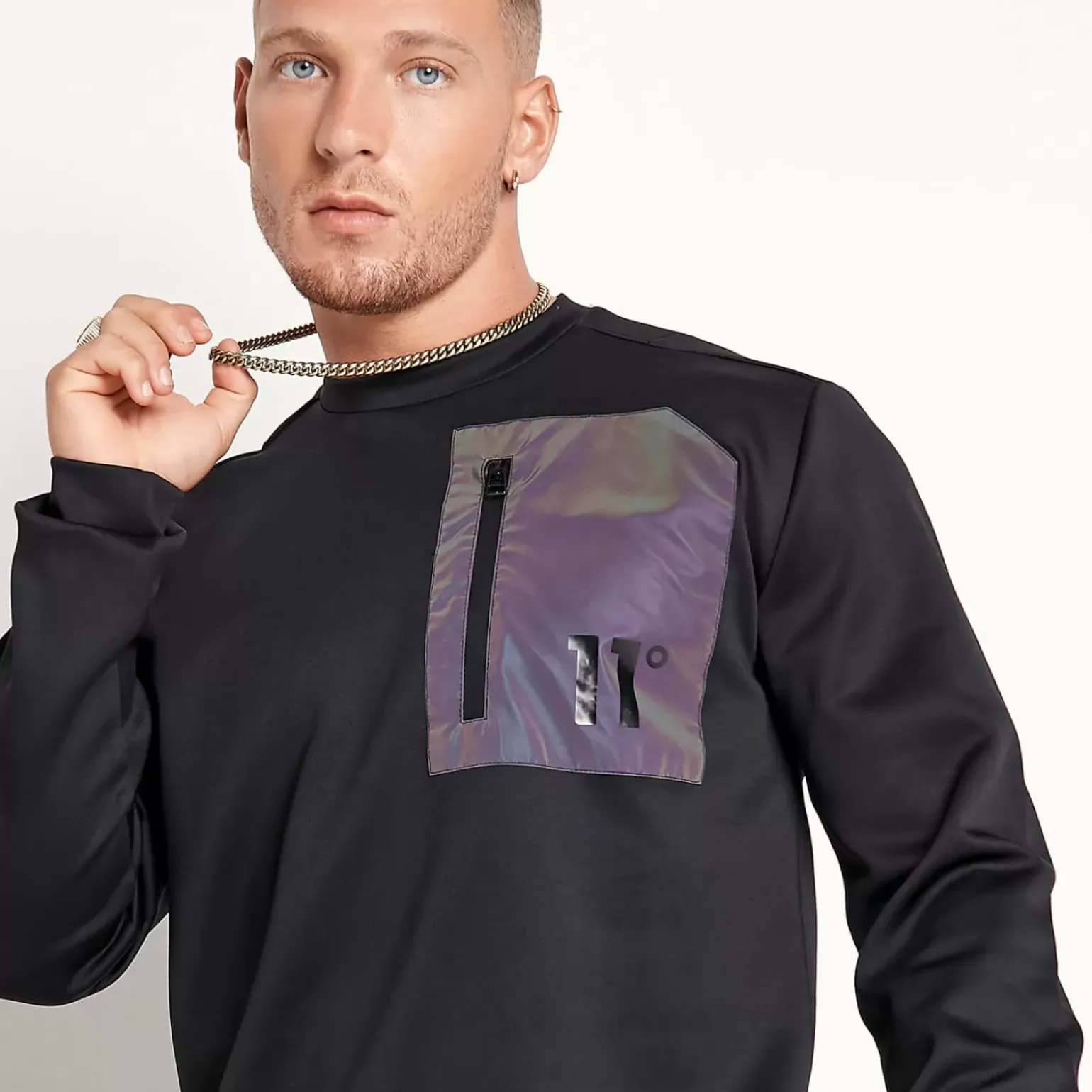 11 Degrees Contrast Pocket Poly Top – Black / Iridescent Reflective
