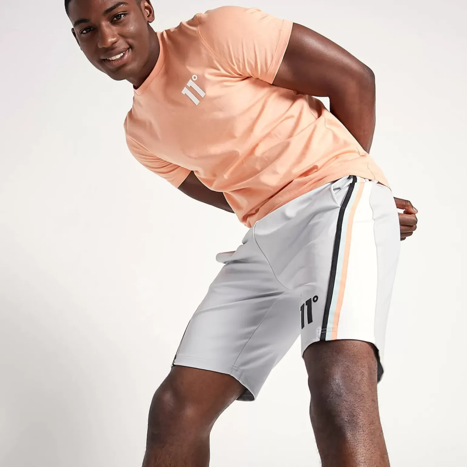 11 Degrees Cut And Sew Tape Detail Poly Shorts – Vapour Grey / White
