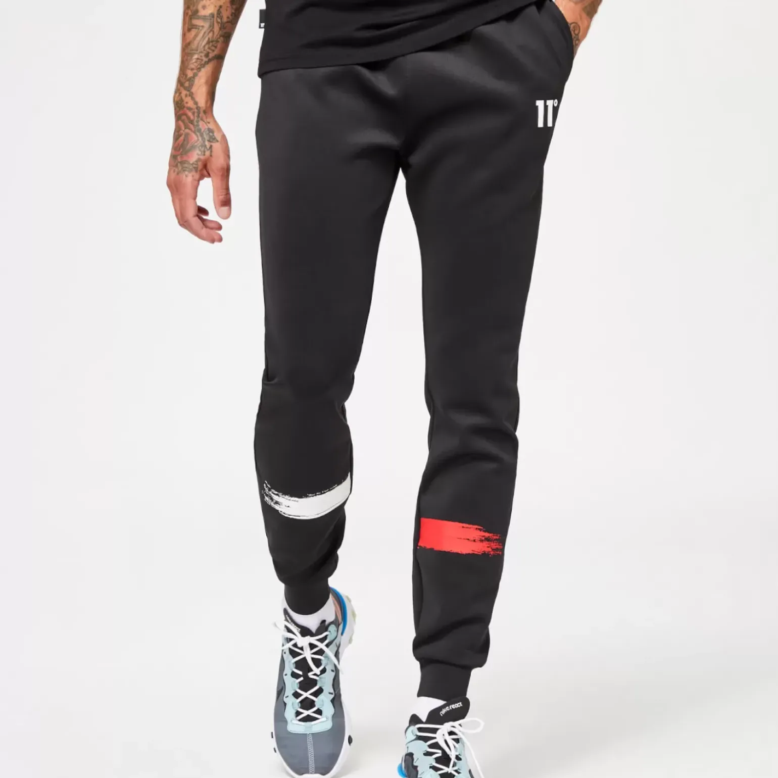 11 Degrees Paint Stroke Track Pants – Black
