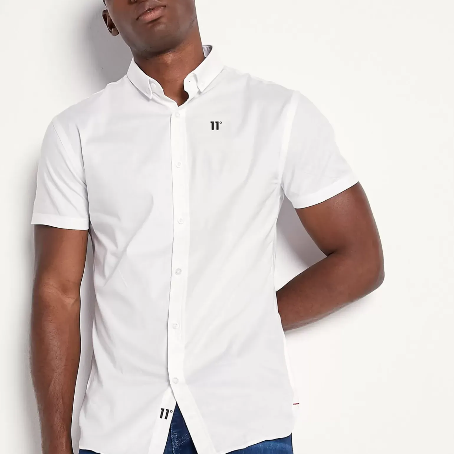 11 Degrees Short Sleeve Contrast Logo Shirt – White