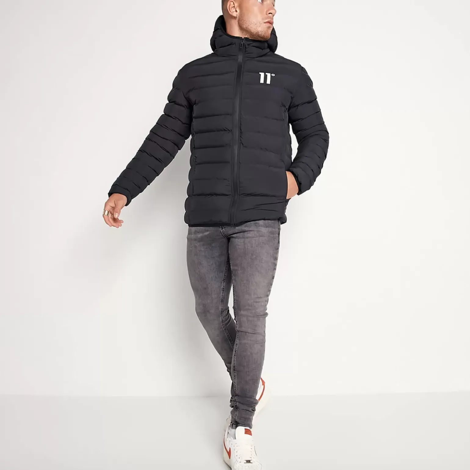 11 Degrees Space Jacket – Black