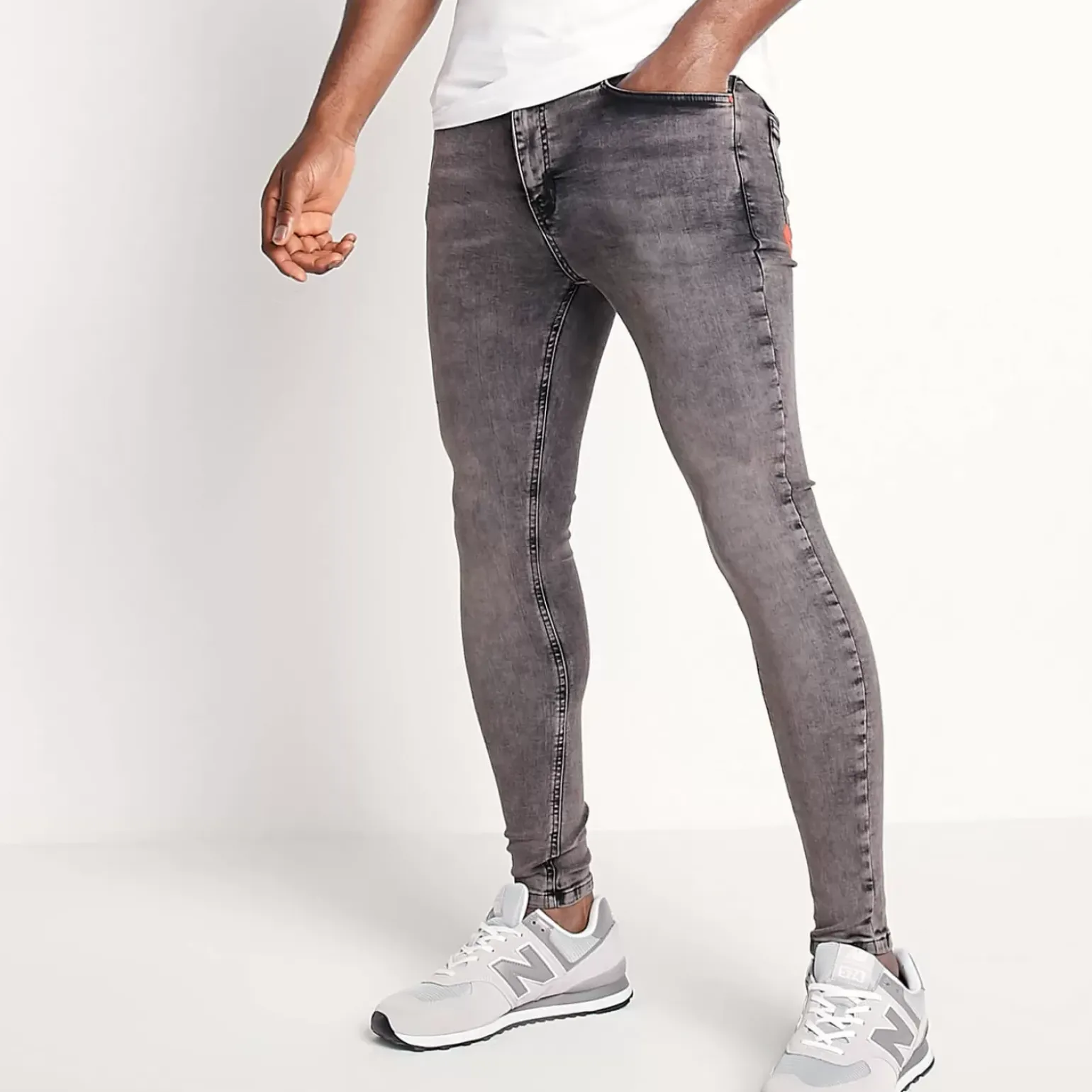11 Degrees Sustainable Stretch Jeans Skinny Fit – Grey Wash