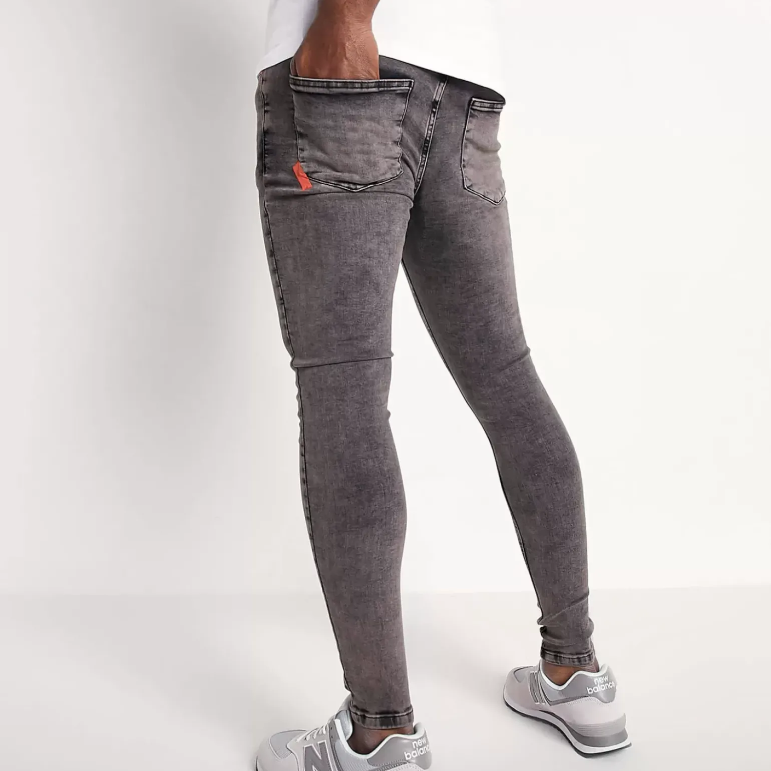 11 Degrees Sustainable Stretch Jeans Skinny Fit – Grey Wash