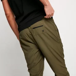 11 Degrees Tech Pants V2 – Khaki