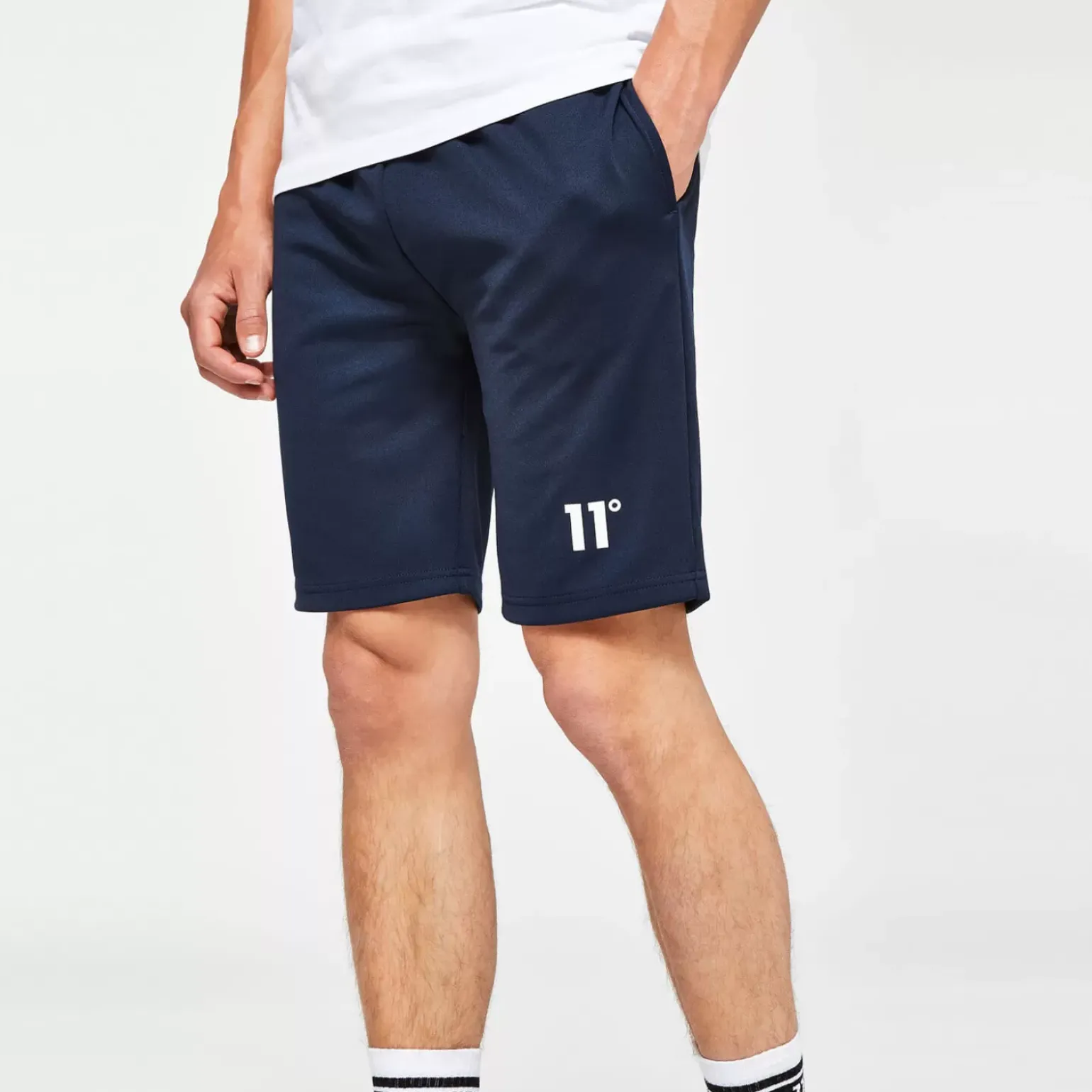 11 Degrees Textured Shorts – Navy