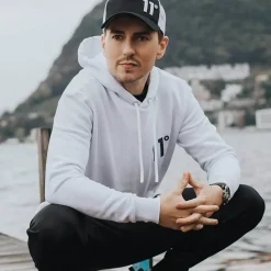 11 Degrees Trucker Cap High Build Logo – Black