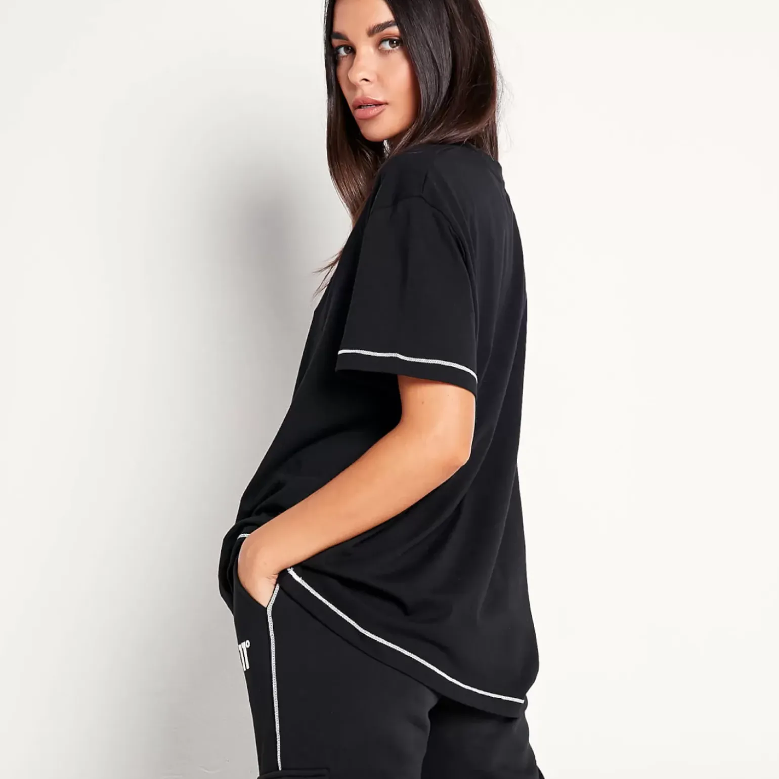 11 Degrees Womens Cover Stitch Oversized T-Shirt – Black / White