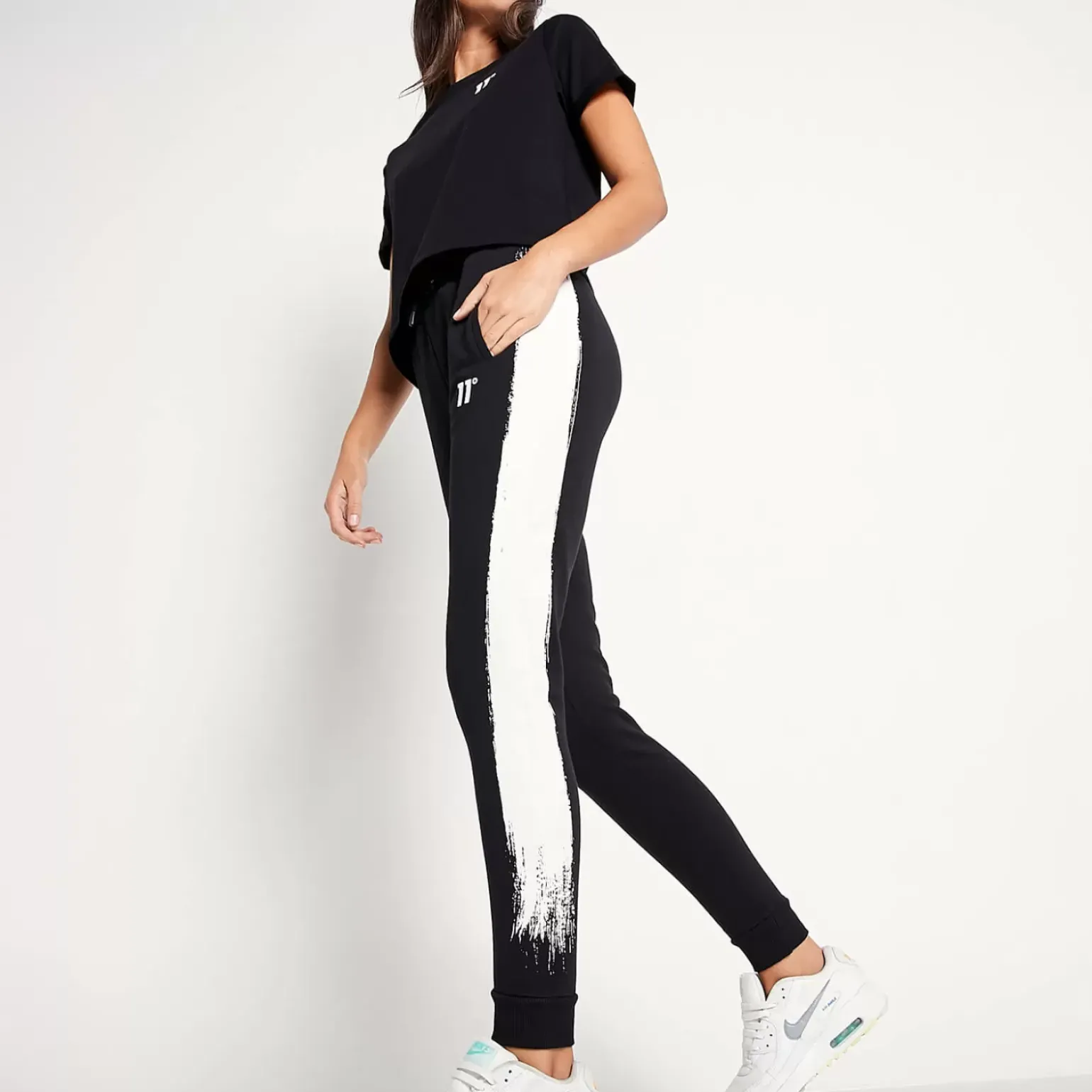 11 Degrees Womens Paint Stroke Joggers – Black / White