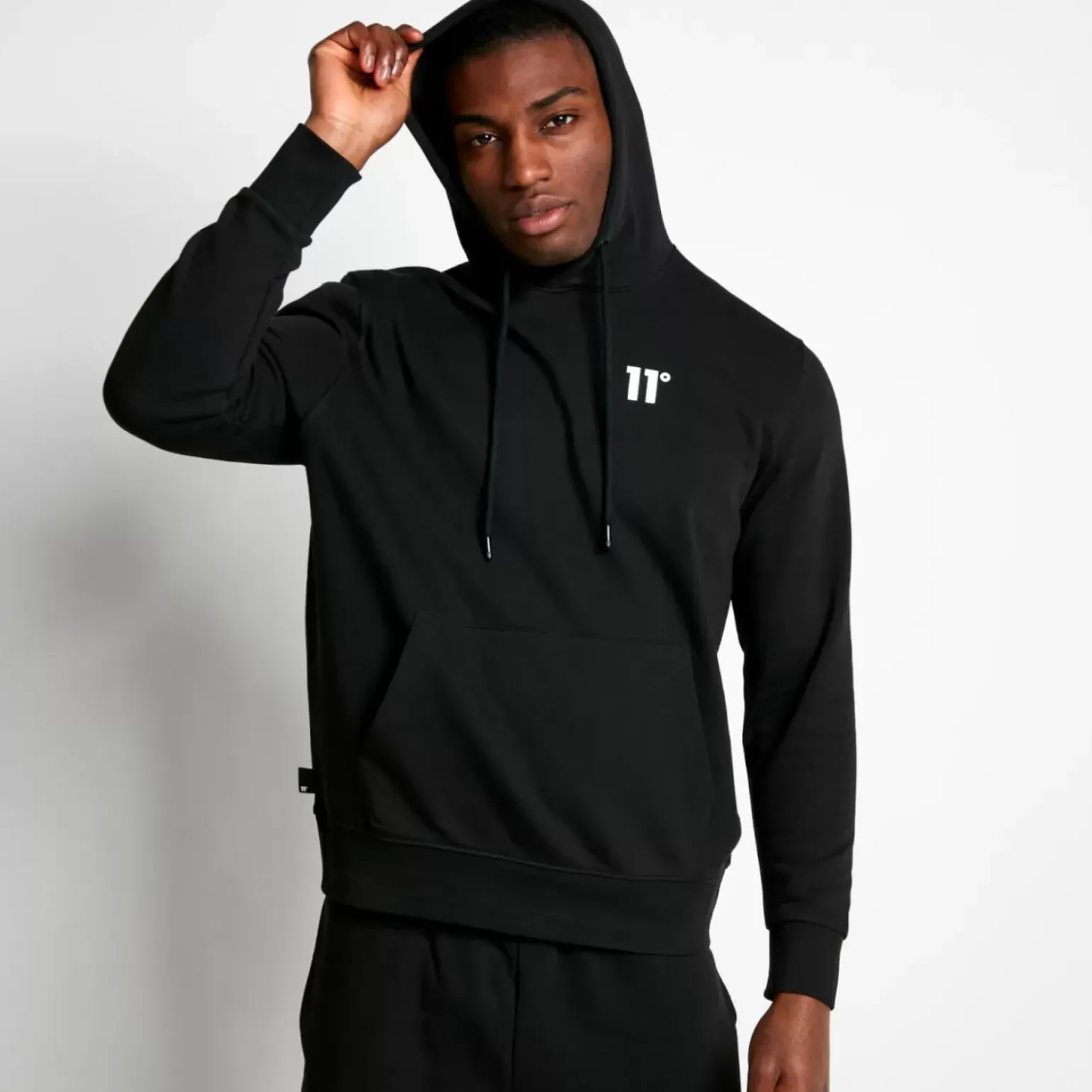 Core Hoodie – Black