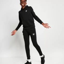 Core Hoodie – Black