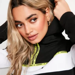 Micro Taped Cut And Sew Cropped Pullover Hoodie – Black/White