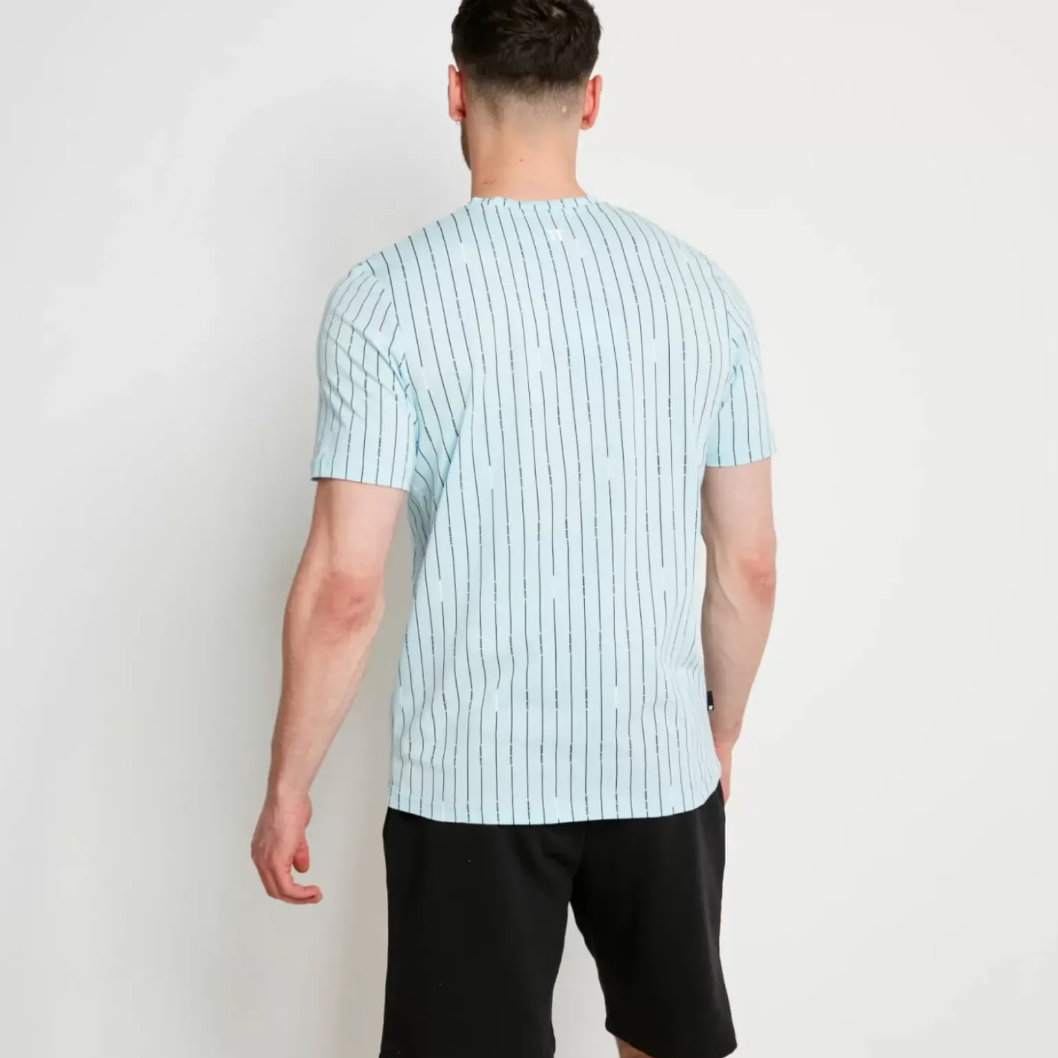 Stripe V T-Shirt – Light Blue